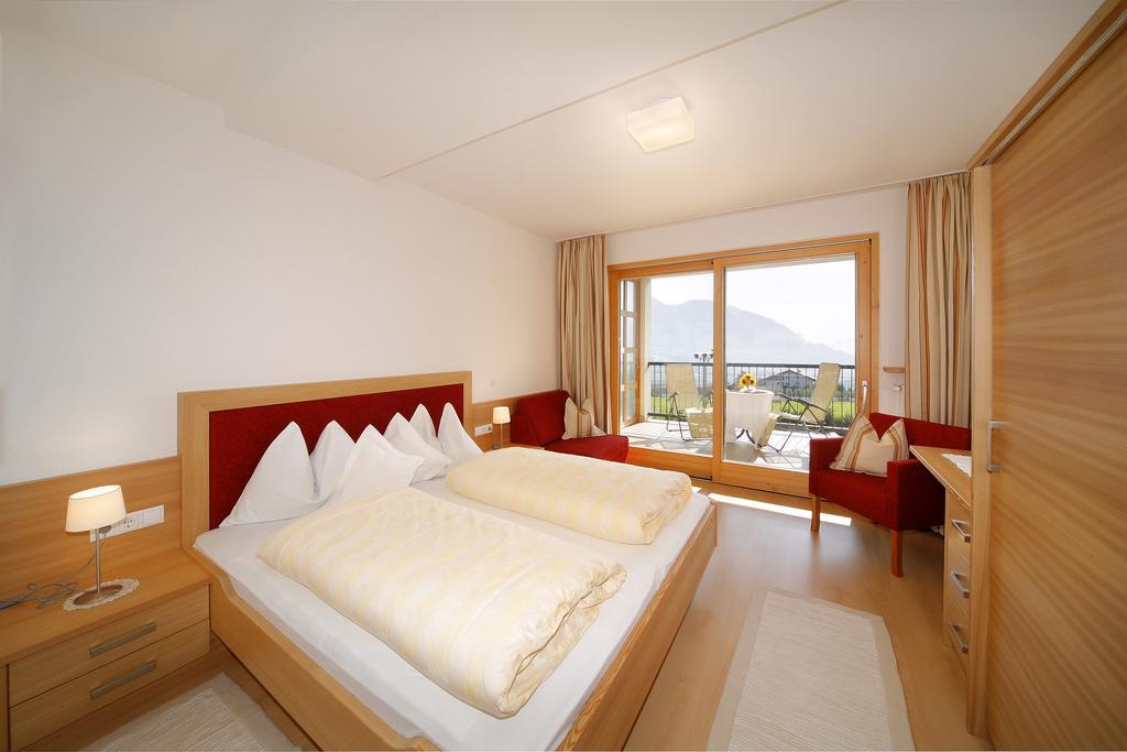Haselgrund Bed & Breakfast Tirolo Room photo